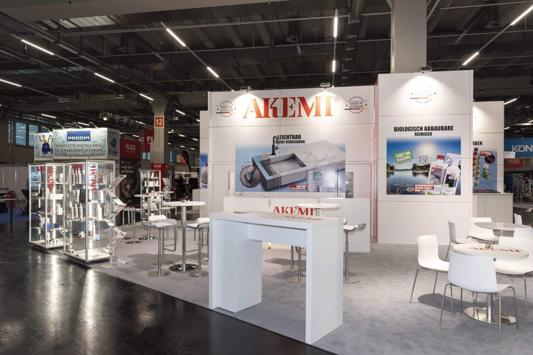 Vielseitige AKEMI Produktpalette auf Messebau Stone Tec Nürnberg
