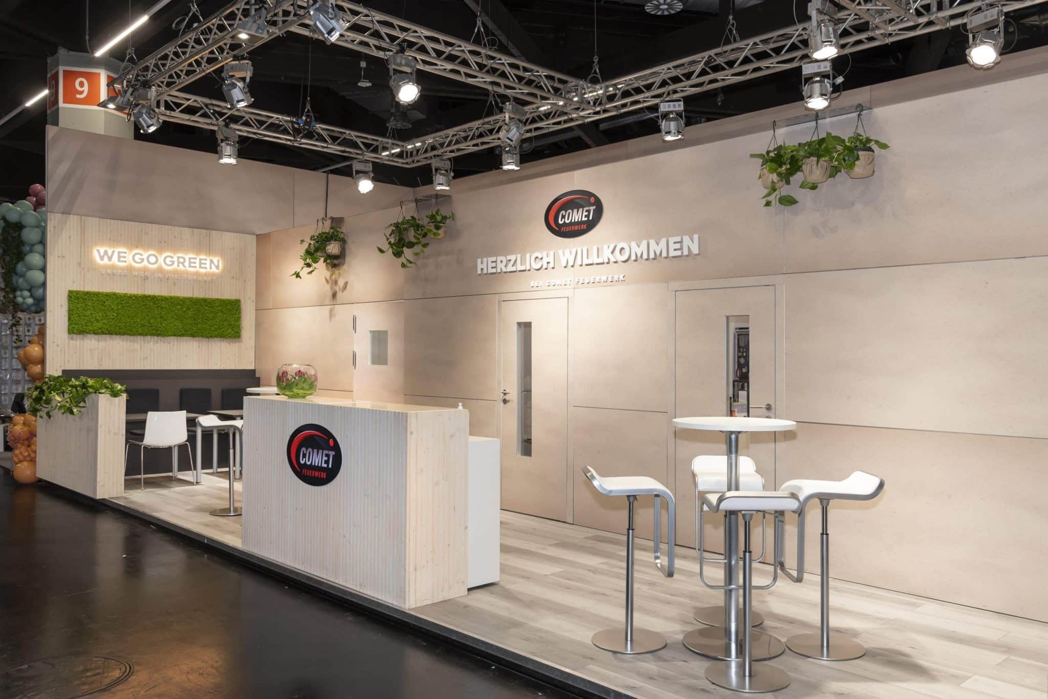 COMET Feuerwerksartikel Produkthighlights auf Messebau Spielwarenmesse Nürnberg