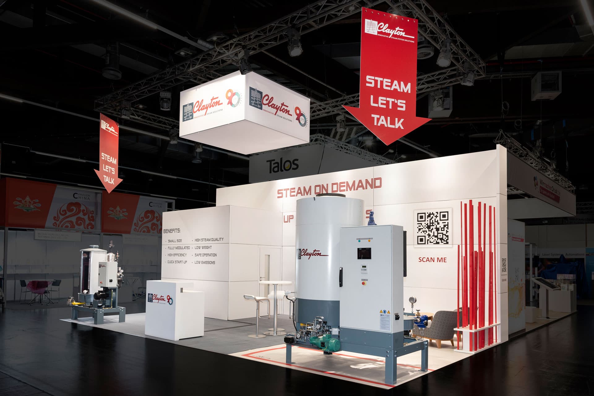 Industrieller Messestand von Clayton mit Kesseln und Branding auf der Brau Beviale 2023 in Nürnberg