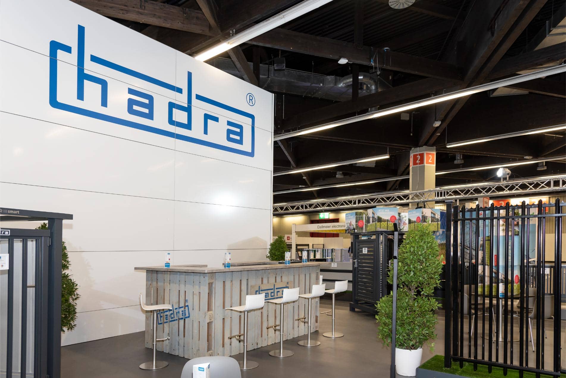 Moderner und einladender Messestand-Entwurf für die Perimeter 2023 für Messebau Nürnberg auf 208,75m² Fläche