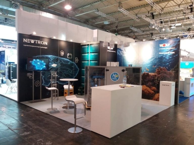Präsentation einer Wasserstoff-Energieanlage von Wolf Power Systems und Newtron auf der E-World in Essen – Messebau Essen